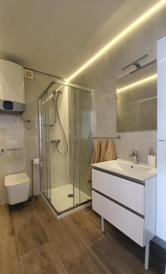 Divine View Apartma Нивице Экстерьер фото